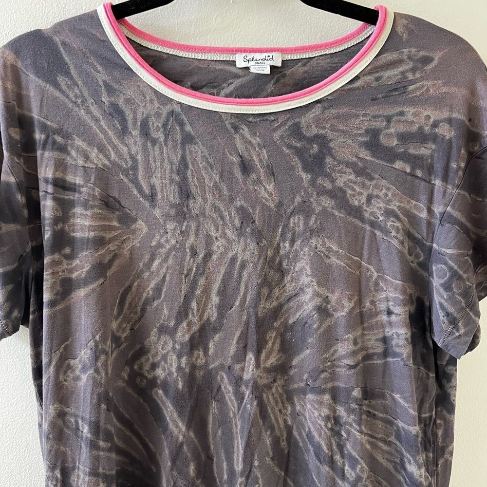 Splendid Tie-Dye T-Shirt with Pink Collar
